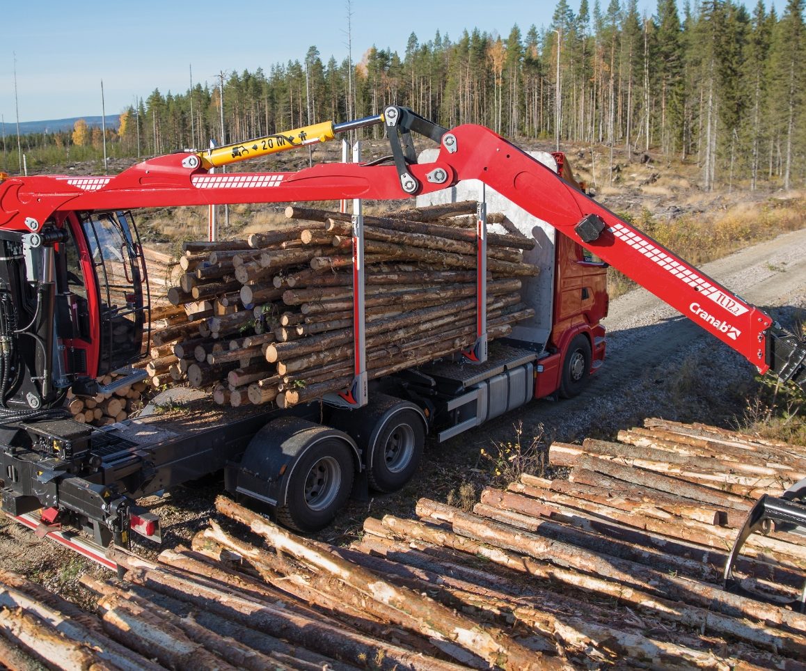 Cranab TL12 for timber handling aspect ratio 952 792